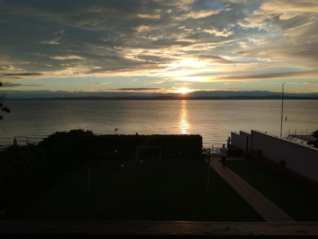Sunset Apartmanhaz Apartment Balatonvilagos